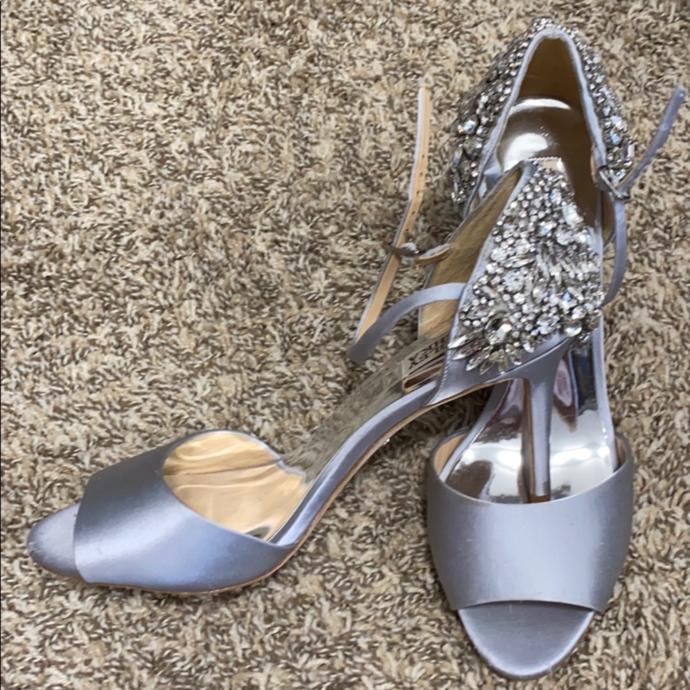 Badgley Mischka stunning heels!
